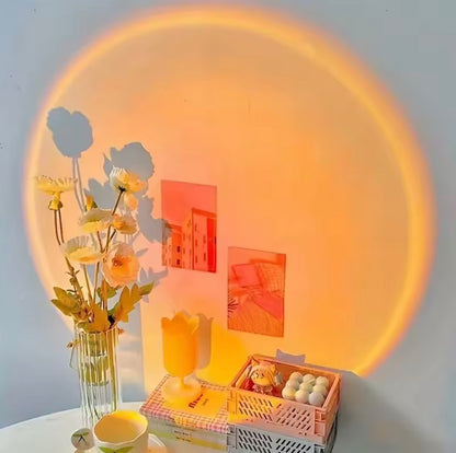 Sunset projection lamp, USB home decoration atmosphere lamp, multi-angle rotatable, suitable for home living room and bedroom