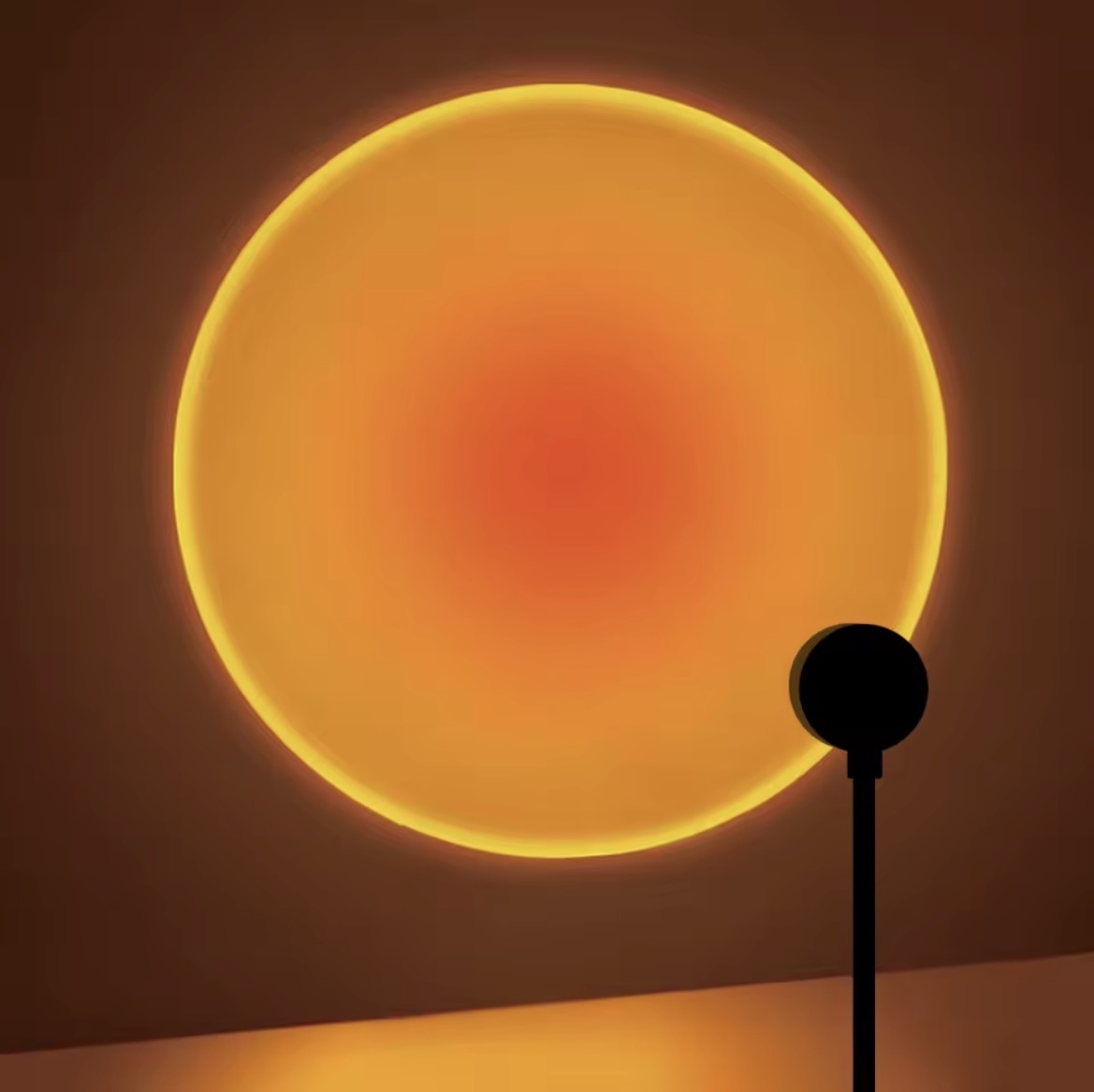 Sunset projection lamp, USB home decoration atmosphere lamp, multi-angle rotatable, suitable for home living room and bedroom